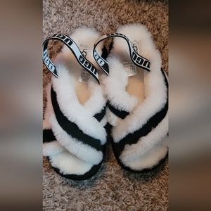 Brand new platform ugg slides nwot